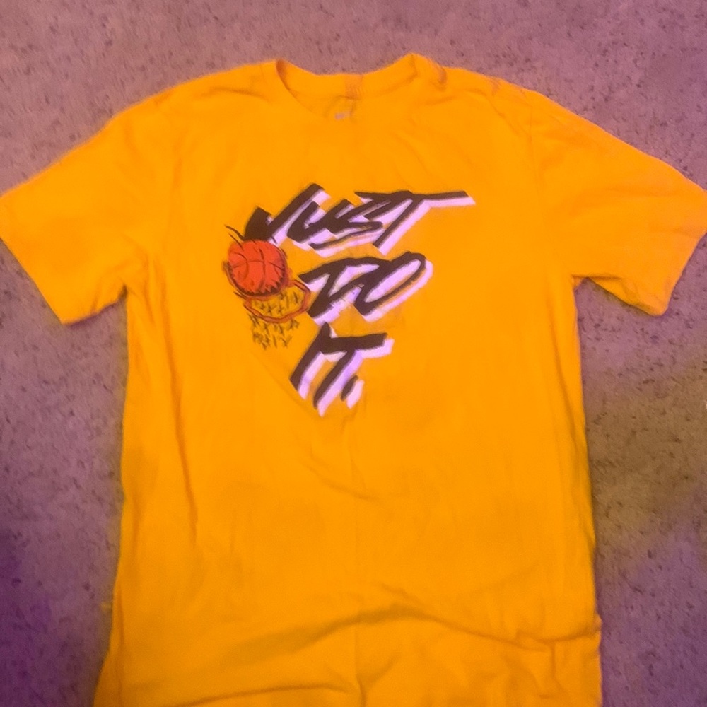 Nike basketball tshirt